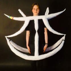 Plastik tragbar- Eine Hommage an Oskar Schlemmer