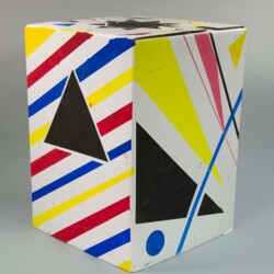 Hocker in Anlehnung an das Bauhaus